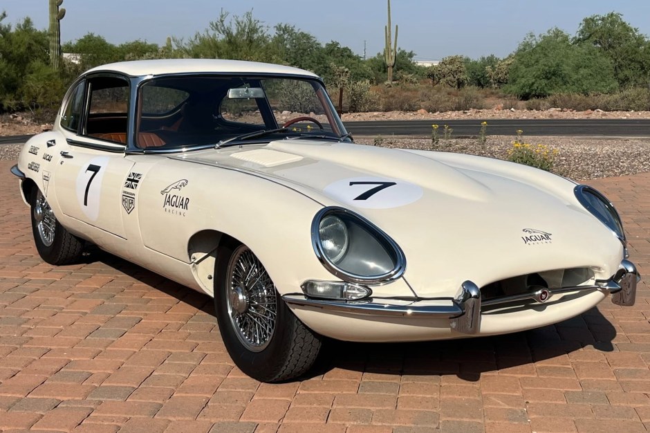 1967 Jaguar XKE sold at auction for $51,000