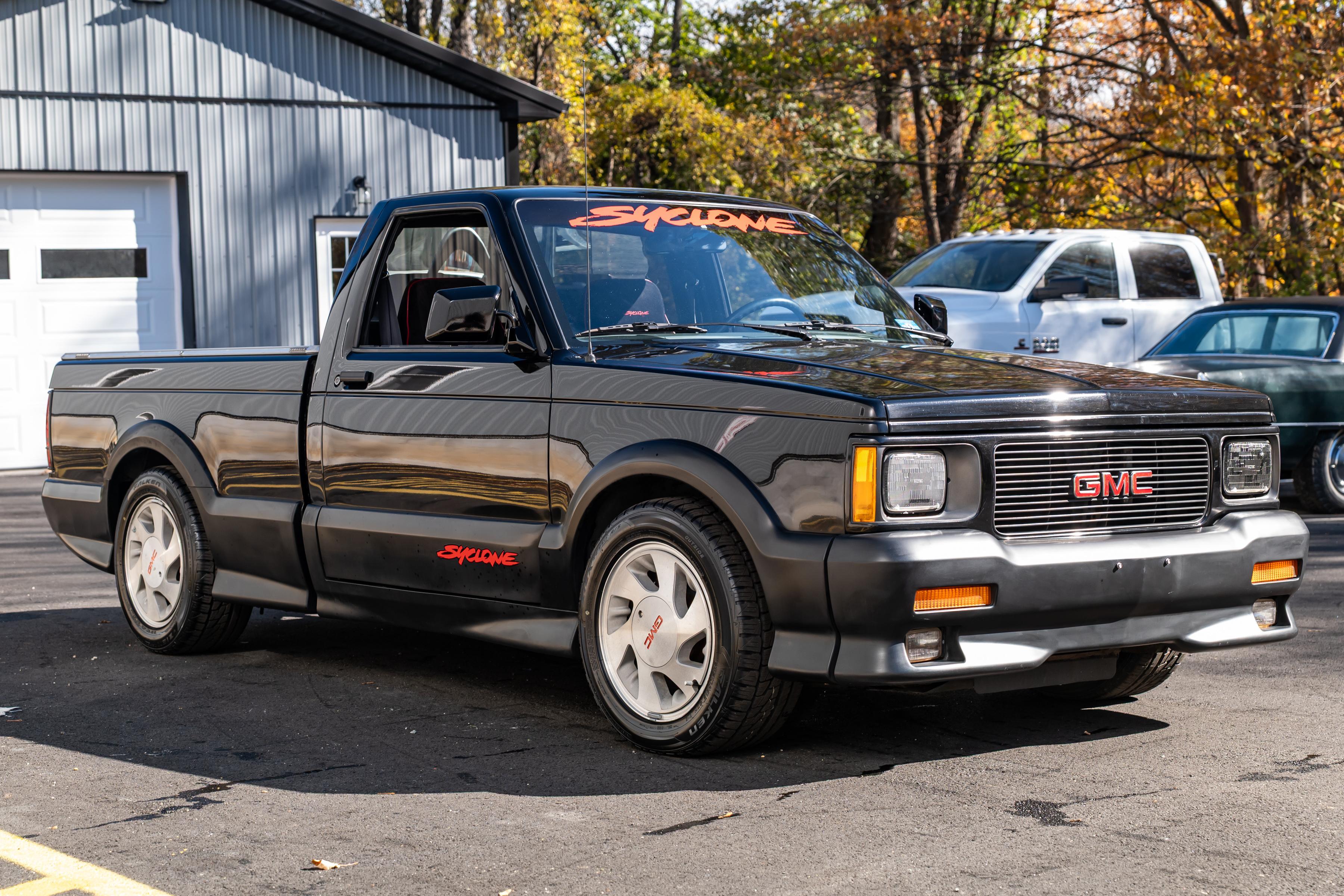 1991 GMC Syclone sold at auction for $29,000