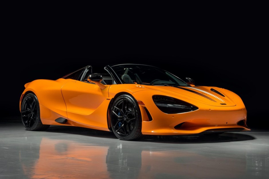 2024 McLaren 675LT sold at auction for $380,000