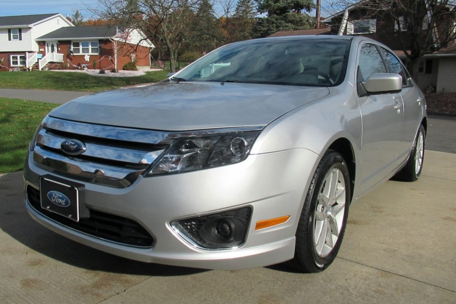 2012 Ford Fusion sold at auction for $15,600