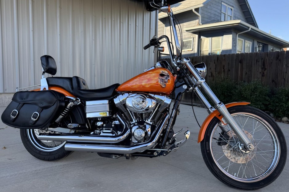 2007 Harley-Davidson Dyna sold at auction for $5,100