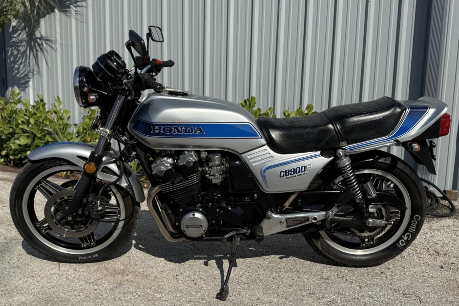 1982 Honda CB900 sold at auction for $3,150