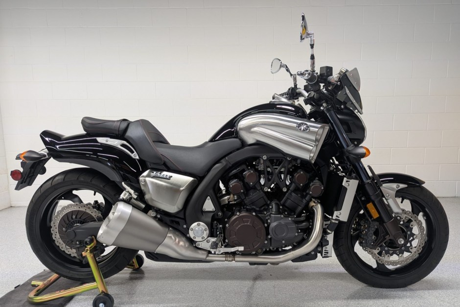 2009 Yamaha V-Max sold at auction for $16,000