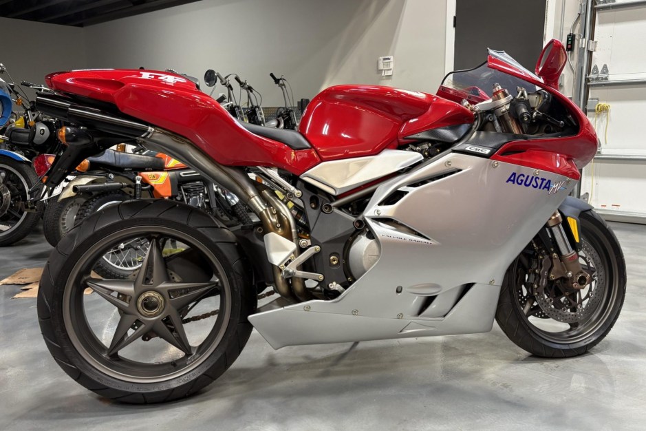 2000 MV Agusta F4 sold at auction for $12,500
