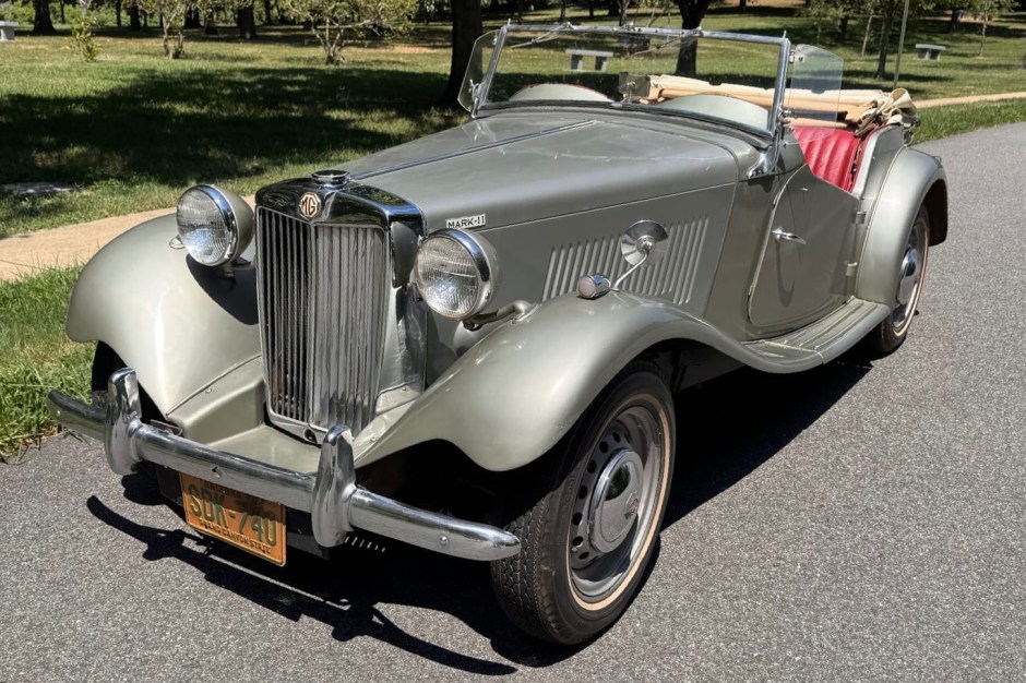 1953 MG TD sold at auction for $10,000