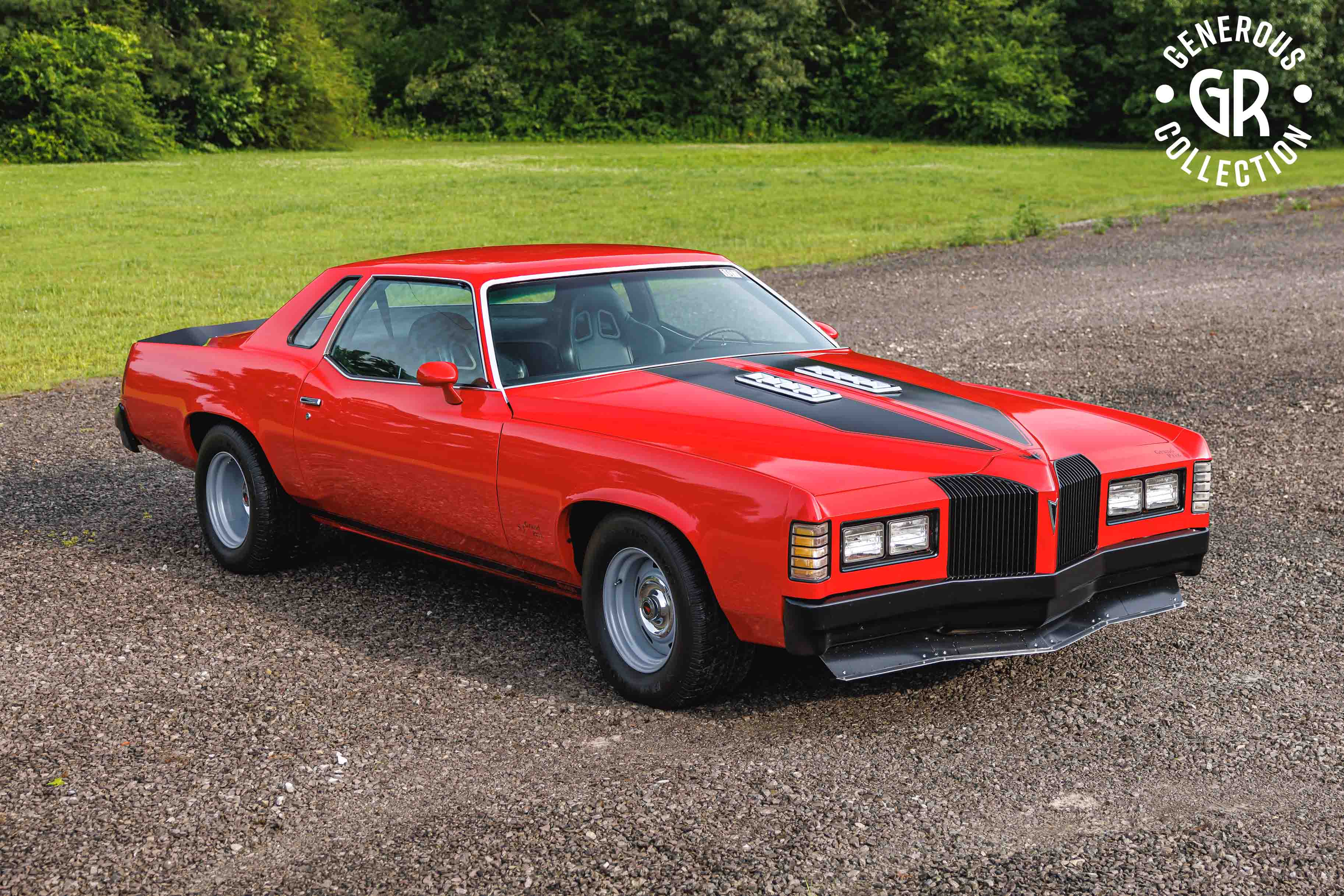 1976 Pontiac Grand Prix sold at auction for $5,500