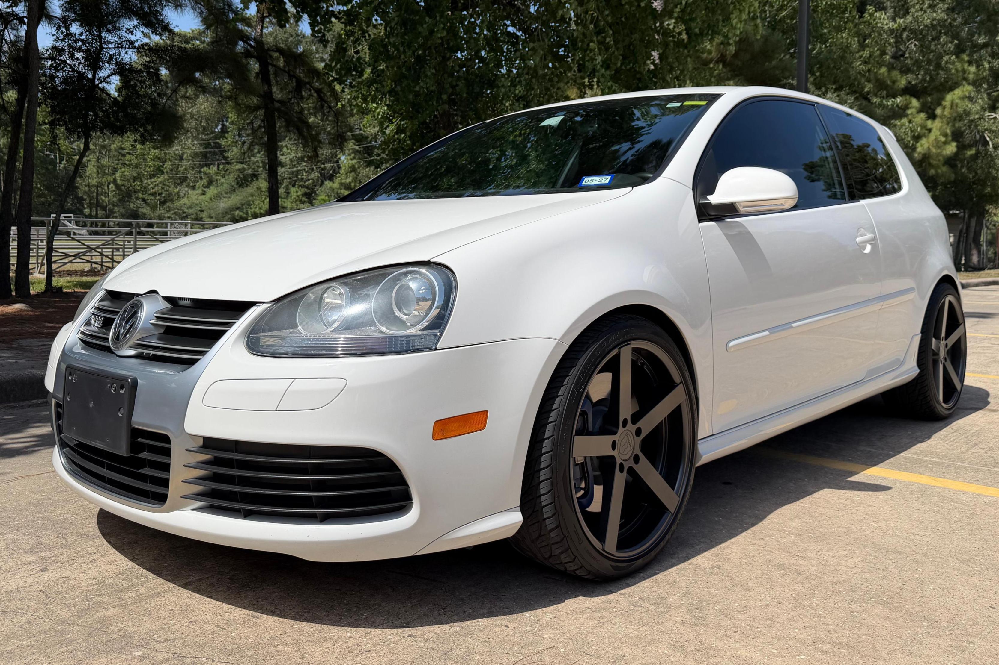 2008 Volkswagen Golf sold at auction for $10,600