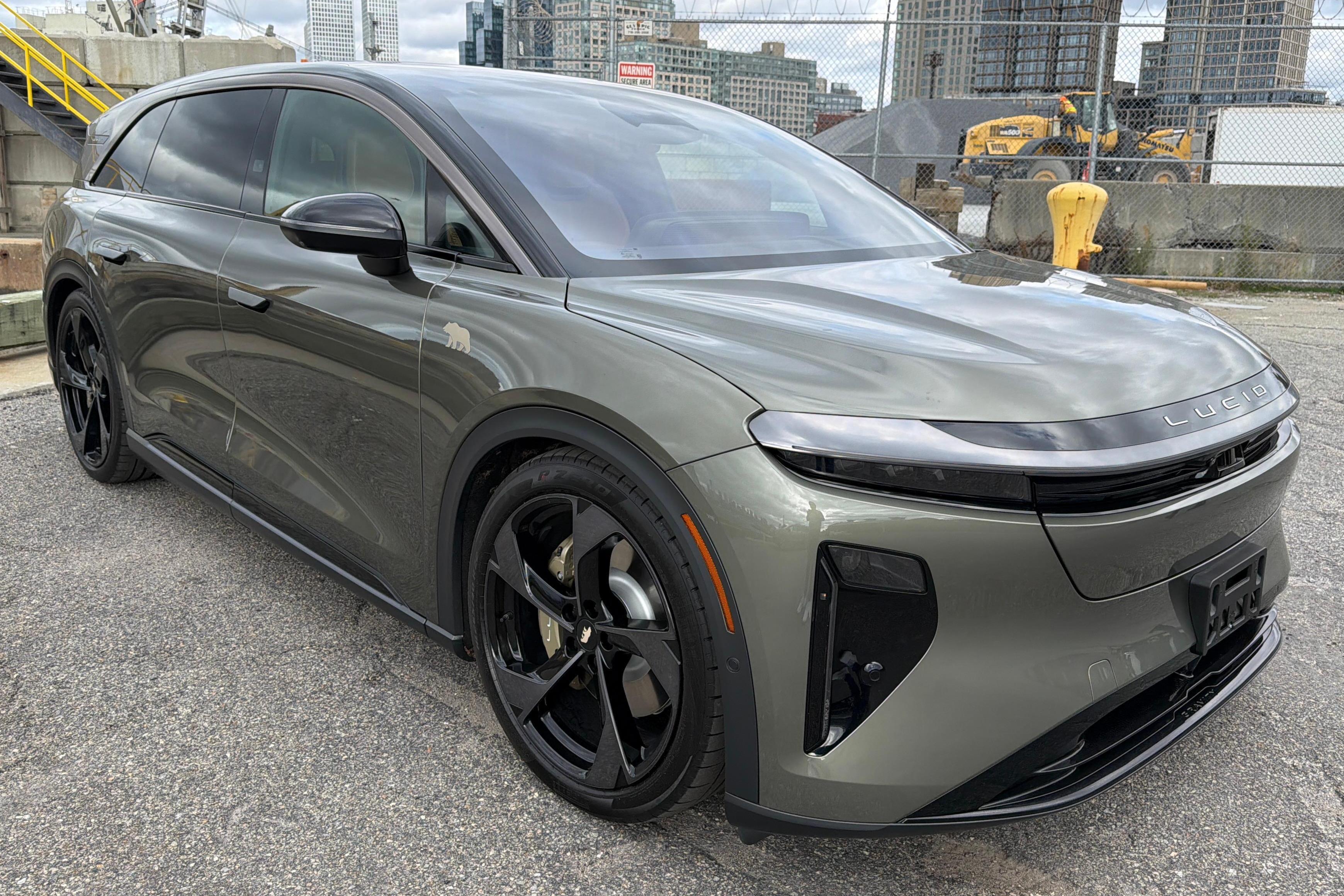 2026 Lucid Gravity sold at auction for $123,000