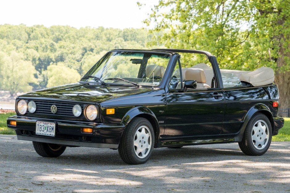 1993 Volkswagen Cabriolet sold at auction for $25,000