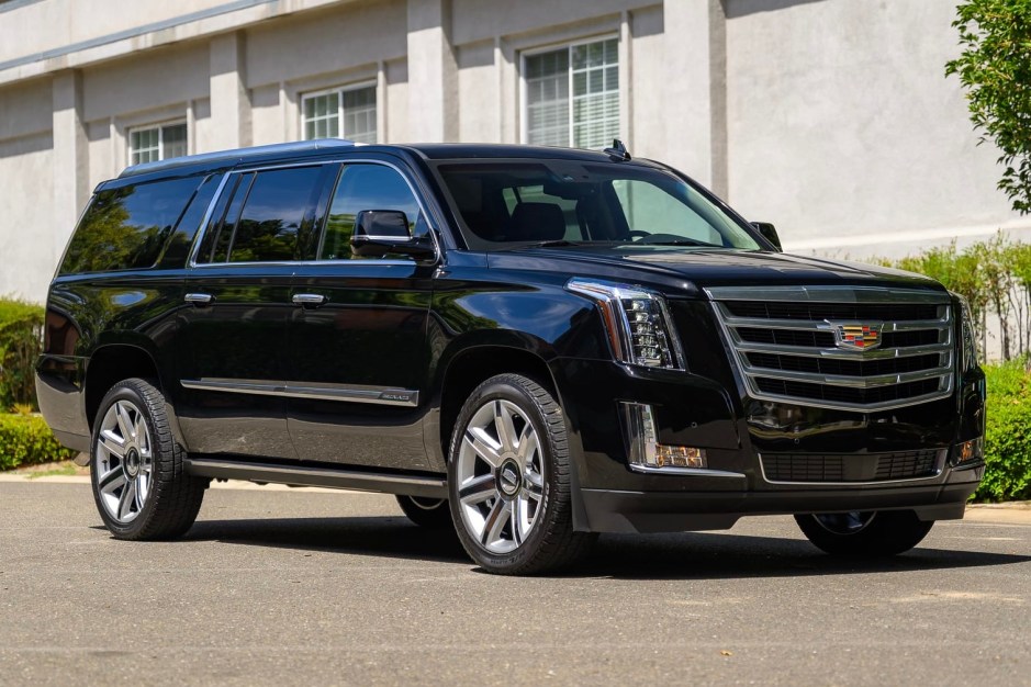 2016 Cadillac Escalade sold at auction for $46,250