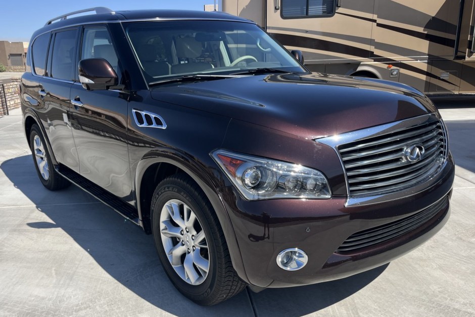 2011 Infiniti QX sold at auction for $11,501