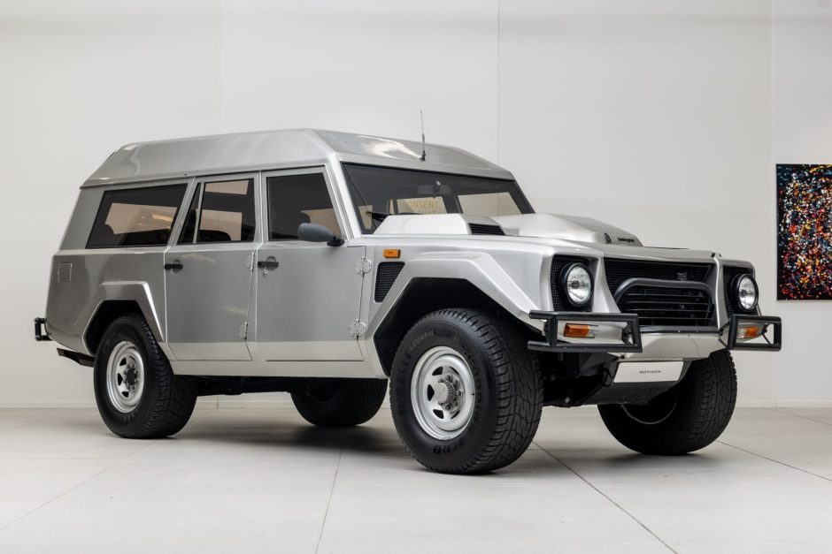 1986 Lamborghini LM002 sold at auction for $240,000