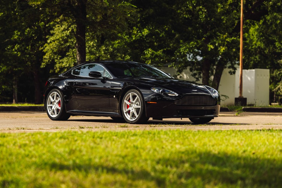 2006 Aston Martin V8 Vantage sold at auction for $56,000