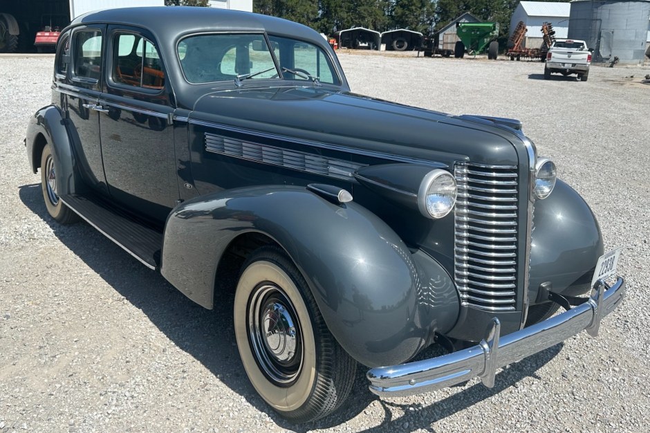 1938 Buick Century sold at auction for $17,000