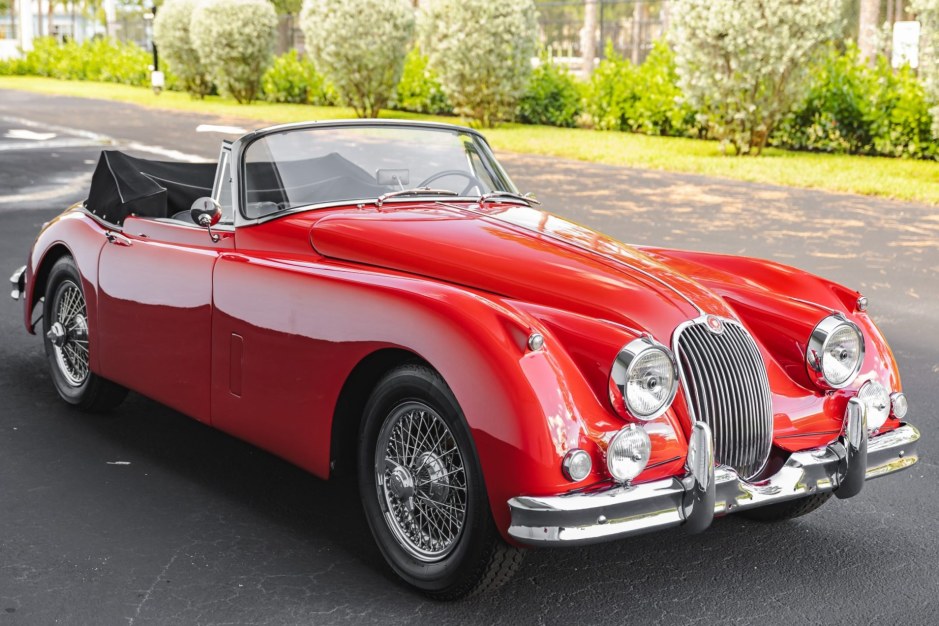 1960 Jaguar XK150 sold at auction for $68,000