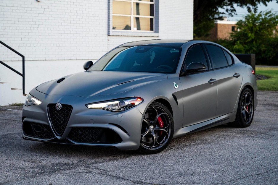 2019 Alfa Romeo Giulia sold at auction for $46,250