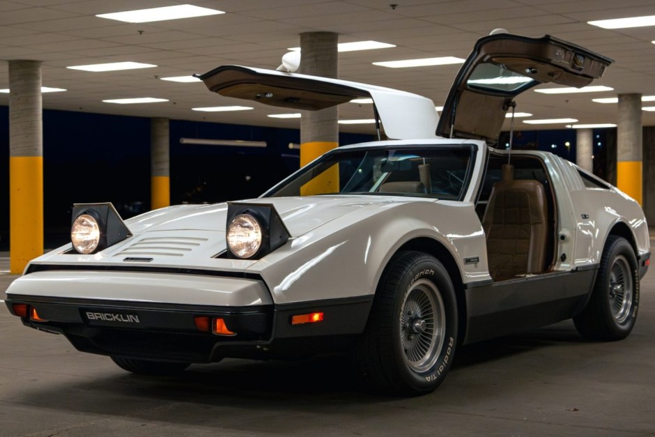 1975 Bricklin SV-1 sold at auction for $21,000