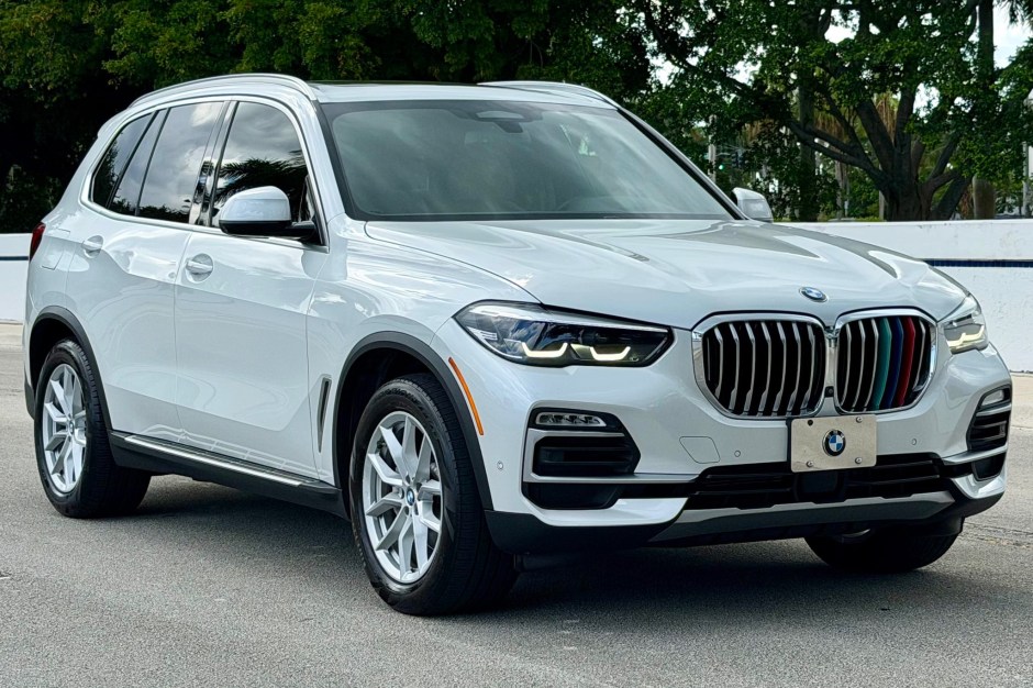 2019 BMW X5 sold at auction for $27,250