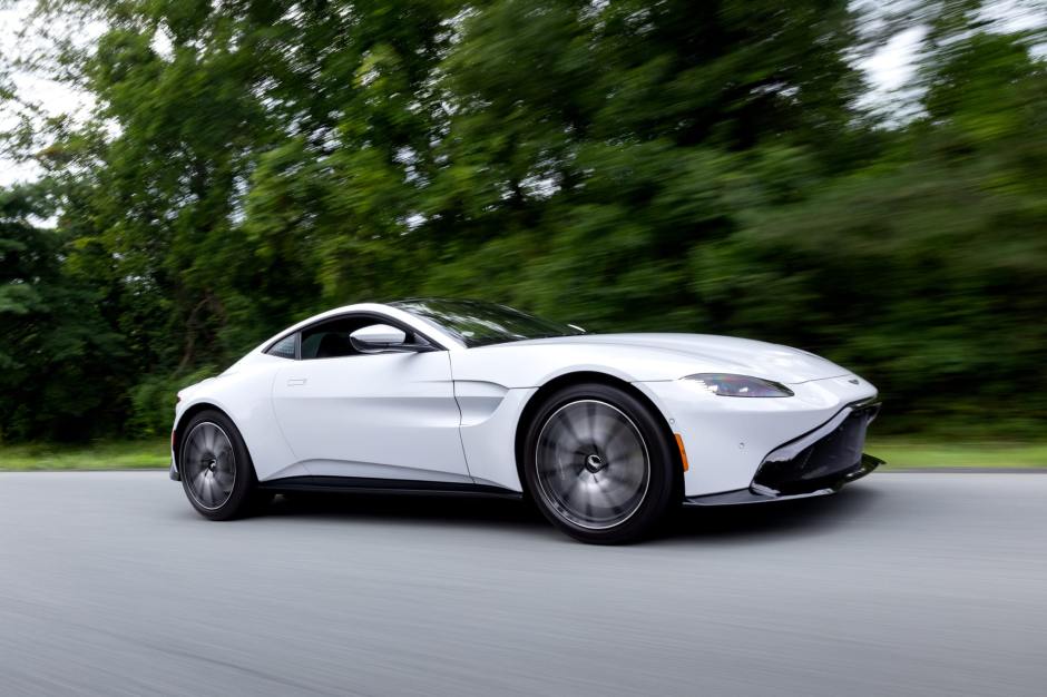 2019 Aston Martin V8 Vantage sold at auction for $104,000