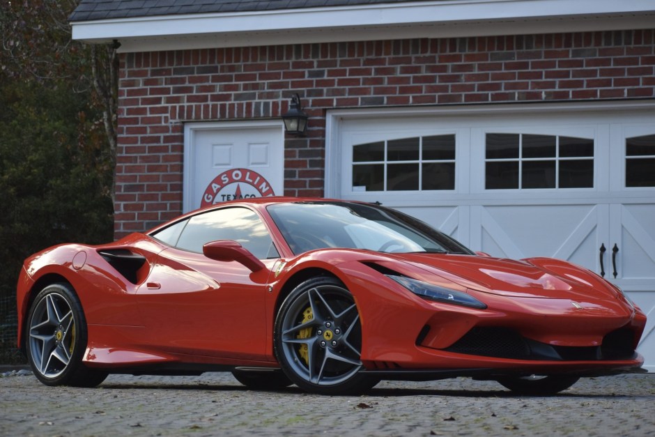 2021 Ferrari F8 sold at auction for $330,001
