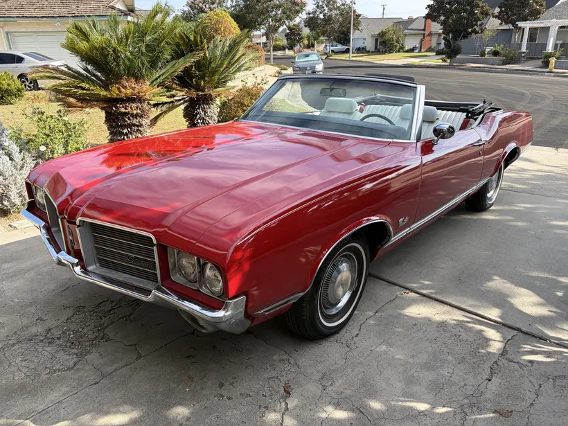 1971 Oldsmobile Cutlass sold at auction for $21,500