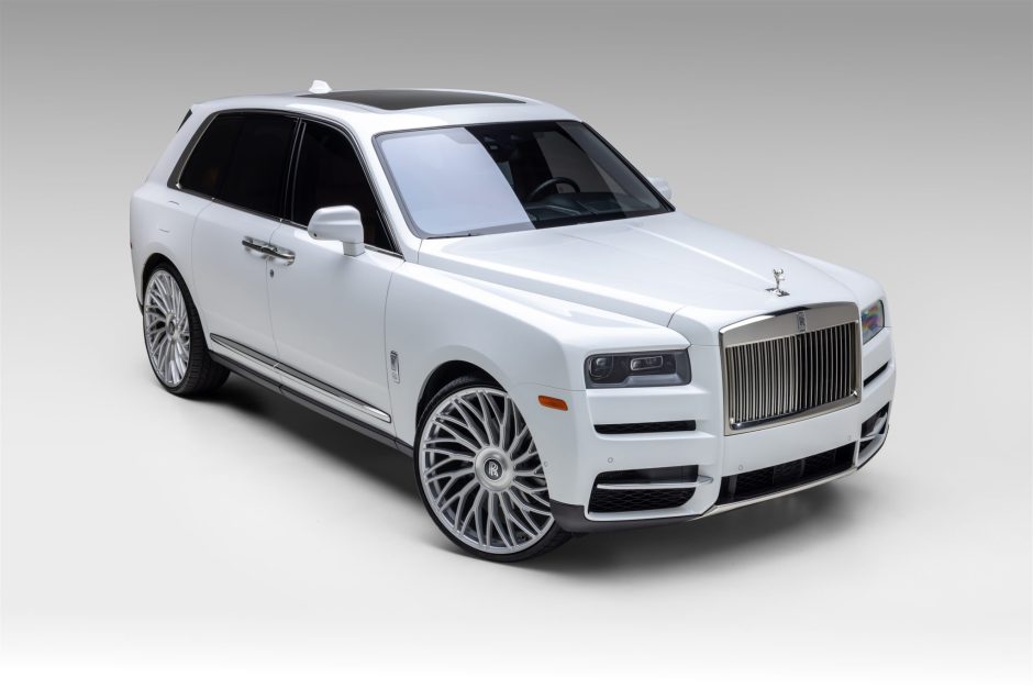 2022 Rolls-Royce Cullinan sold at auction for $269,000