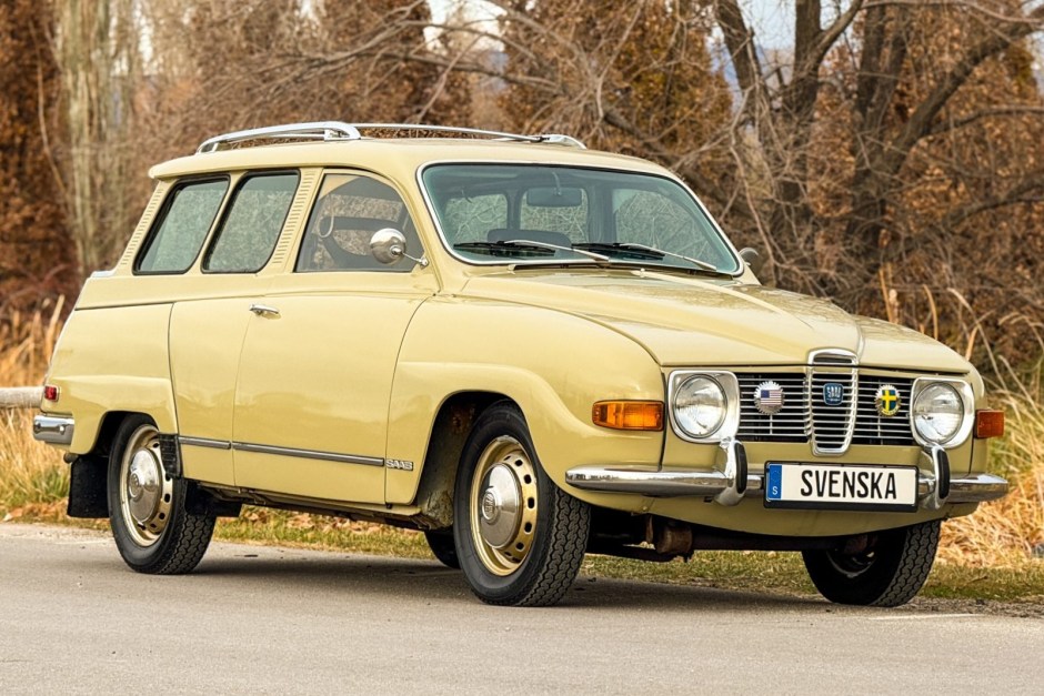 1971 Saab 95 sold at auction for $6,850