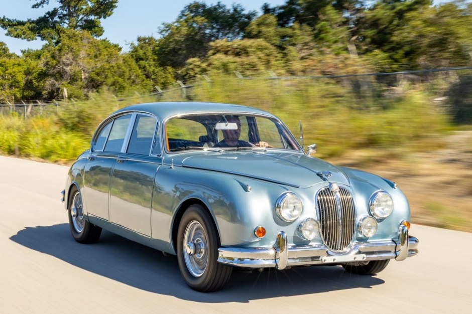 1963 Jaguar Mk II sold at auction for $50,750