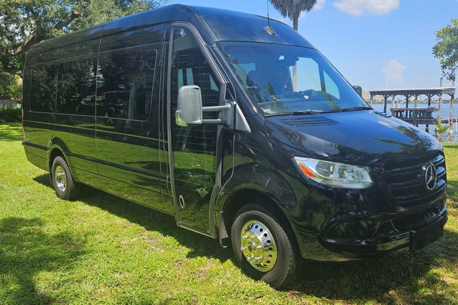 2019 Mercedes-Benz Sprinter sold at auction for $68,000