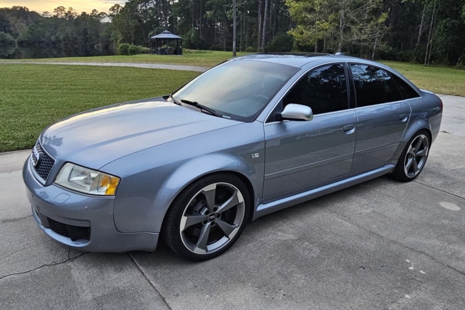 2003 Audi RS6 sold at auction for $14,000