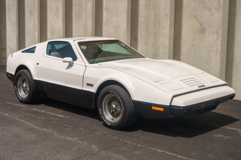 1975 Bricklin SV-1 sold at auction for $14,500