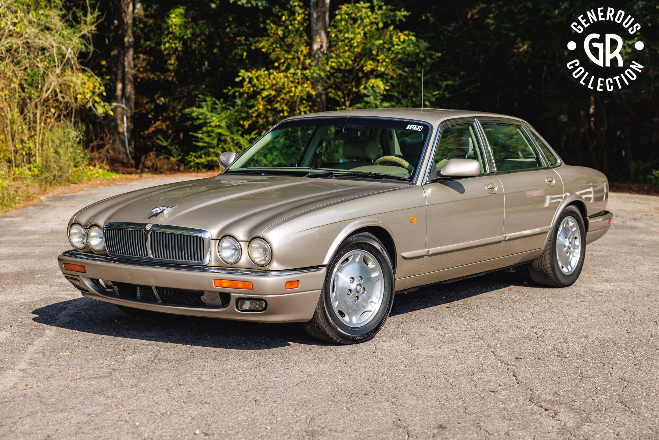 1997 Jaguar Vanden Plas sold at auction for $2,700