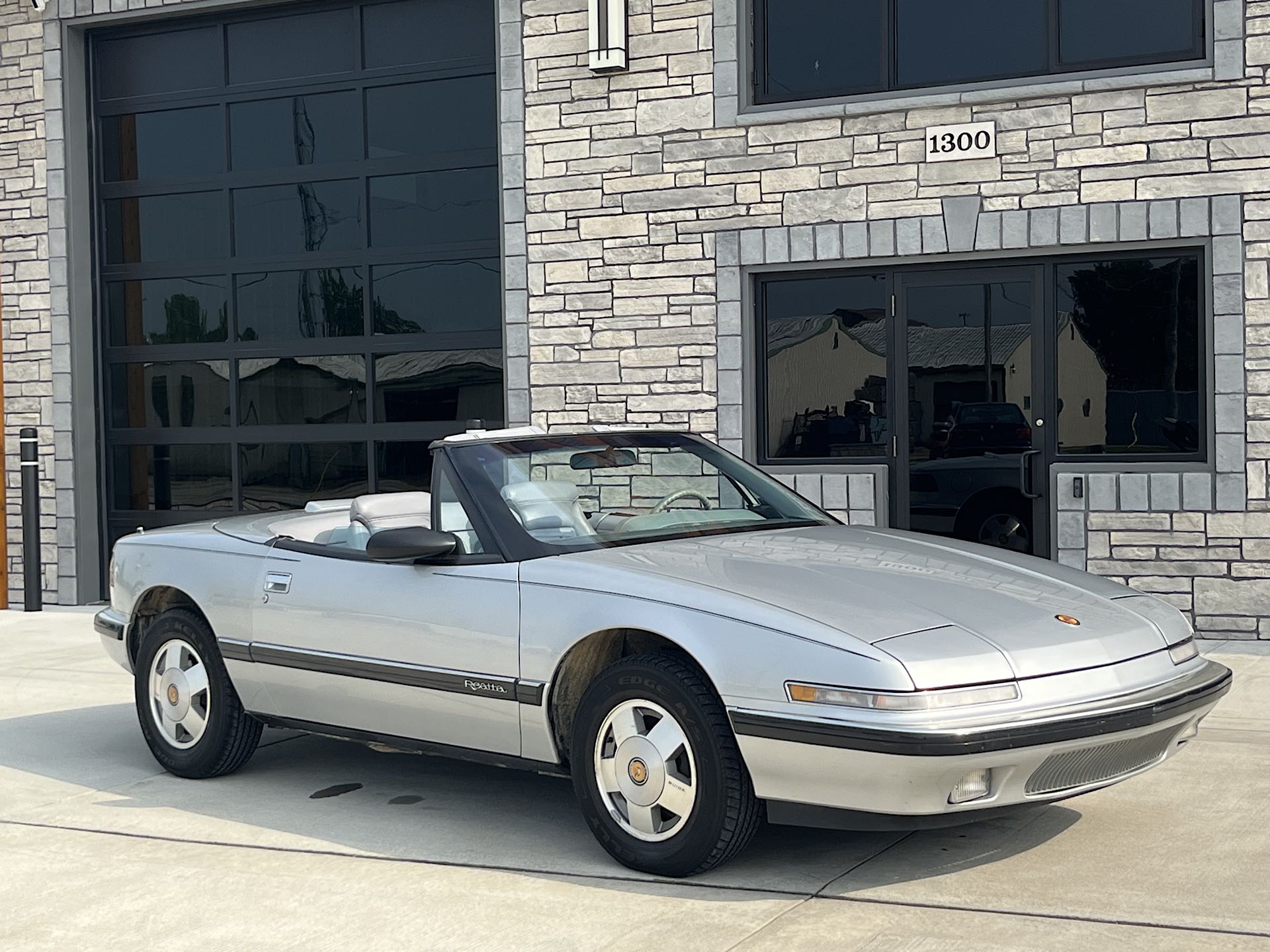 1990 Buick Reatta sold at auction for $8,000