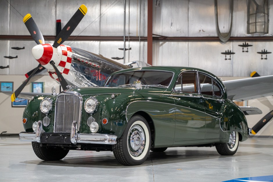 1961 Jaguar Mk VII, VIII, & IX sold at auction for $76,000