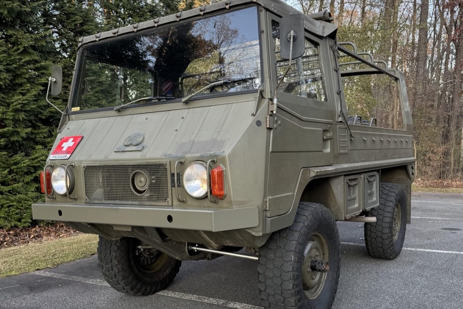 1972 Steyr-Puch Pinzgauer sold at auction for $10,000