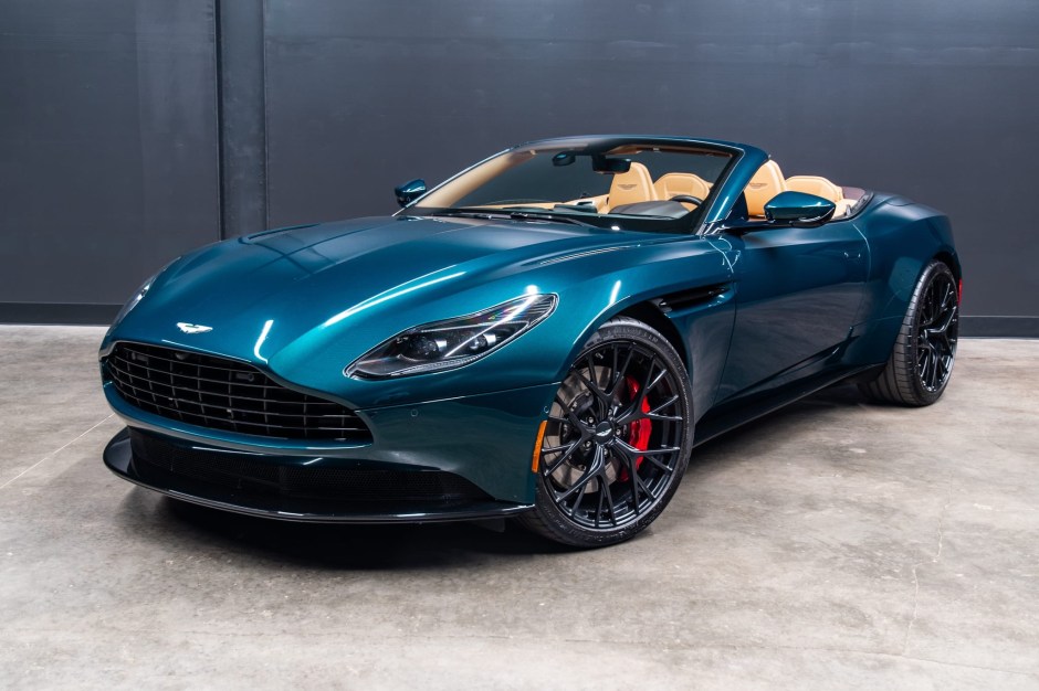 2020 Aston Martin DB11 sold at auction for $124,000