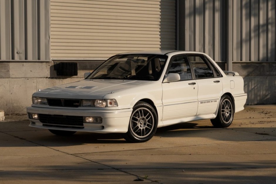 1991 Mitsubishi Galant sold at auction for $11,100