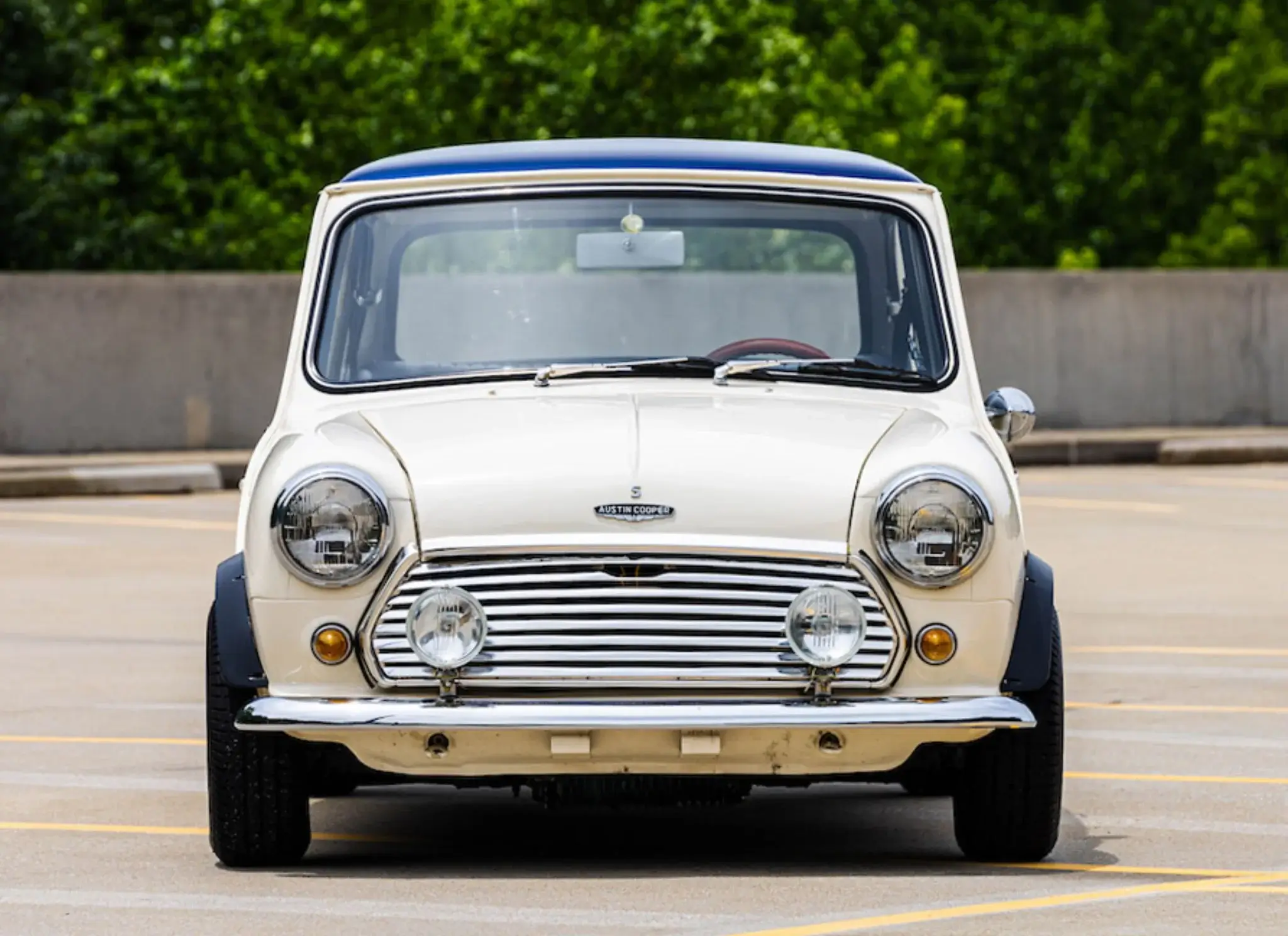 1965 Austin Mini Cooper sold at auction for $16,000