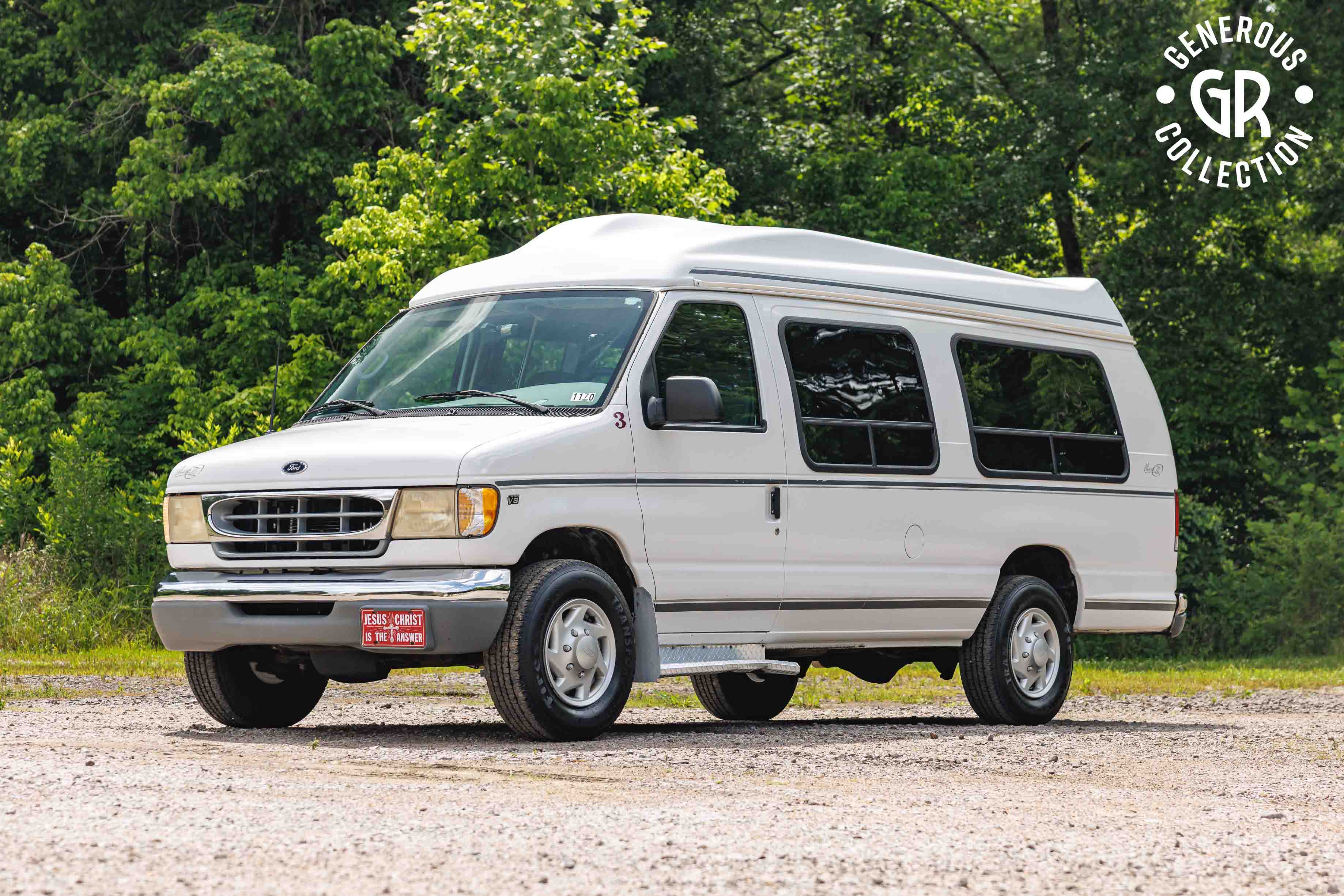 2001 Ford Econoline sold at auction for $4,750