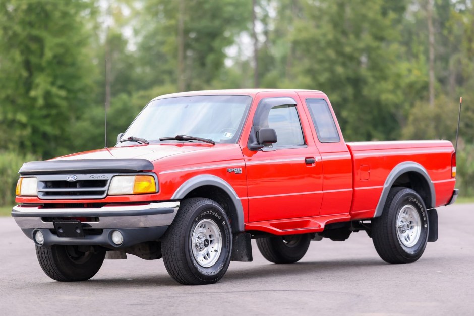 1993 Ford Ranger sold at auction for $13,500