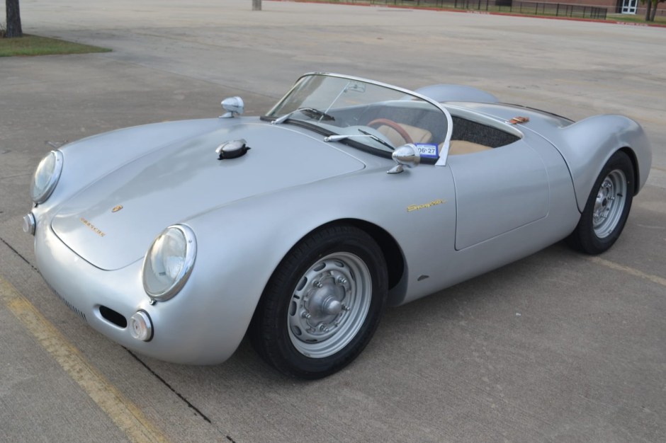 1955 Porsche 550 Spyder sold at auction for $33,333