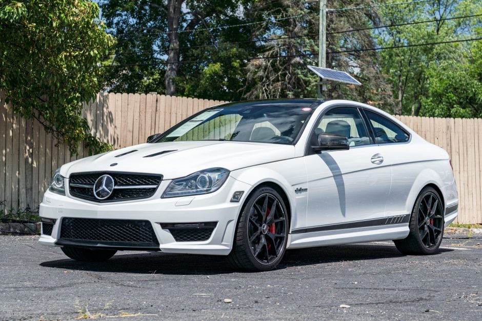 2015 Mercedes-Benz C-Class sold at auction for $54,500