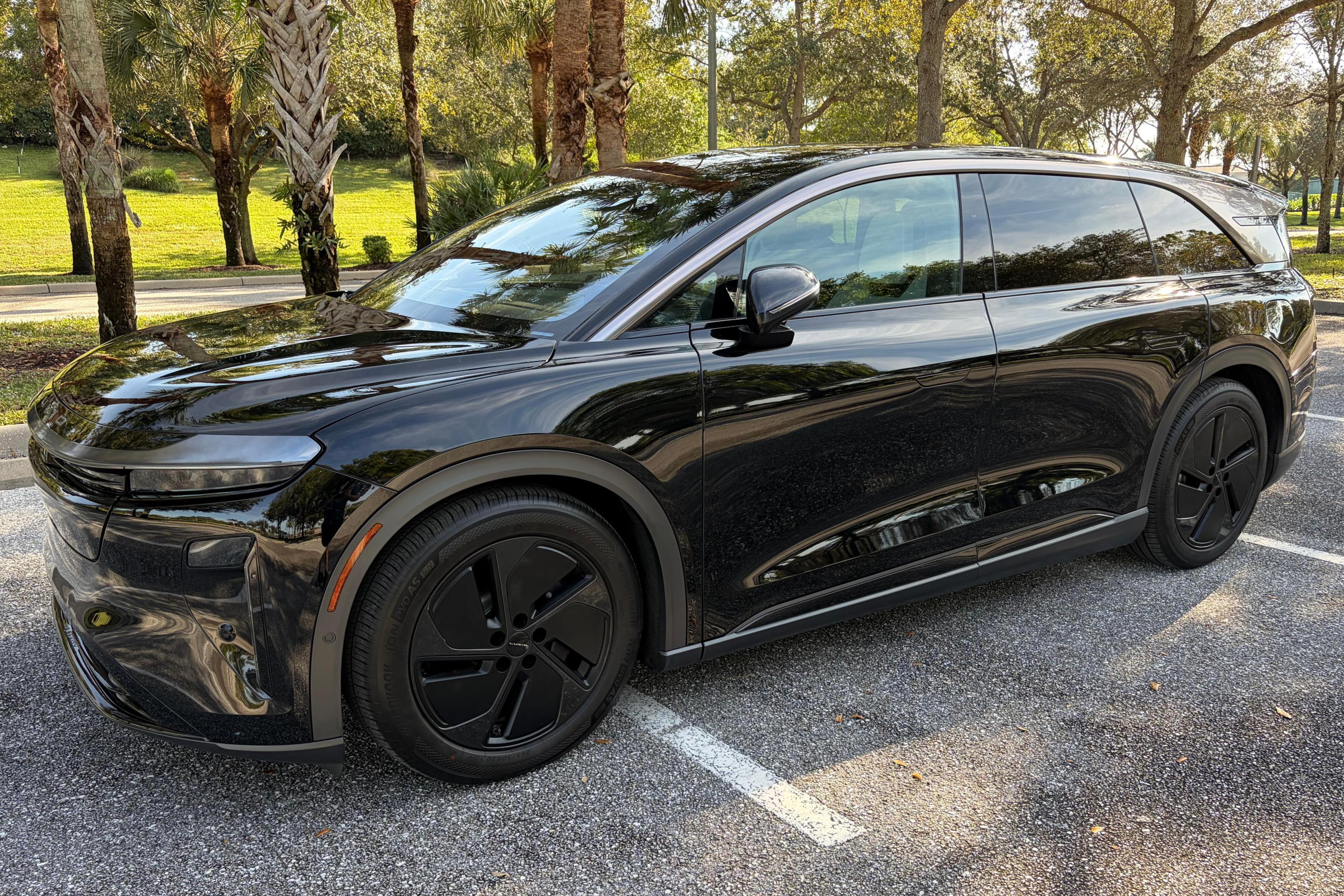 2026 Lucid Gravity sold at auction for $86,000