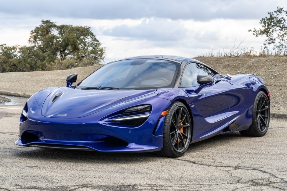 2024 McLaren 675LT sold at auction for $321,500