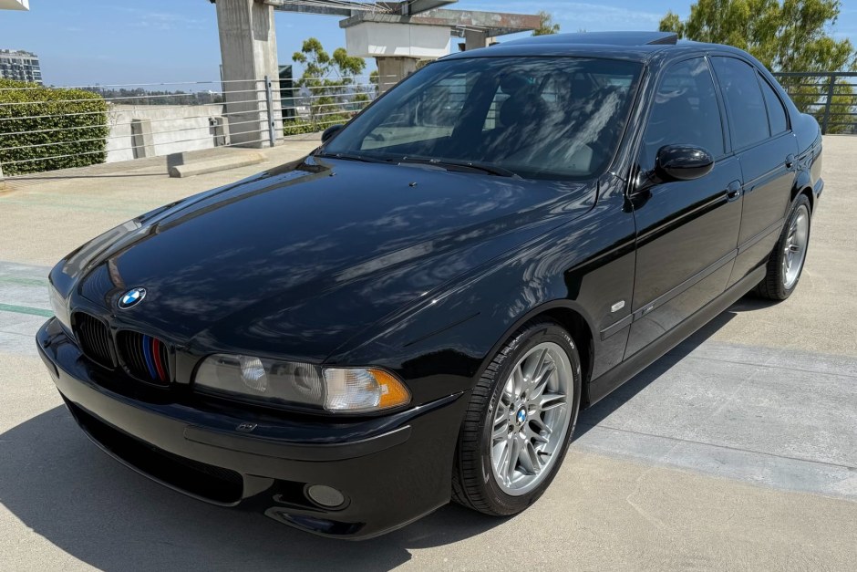 2000 BMW M5 sold at auction for $22,000