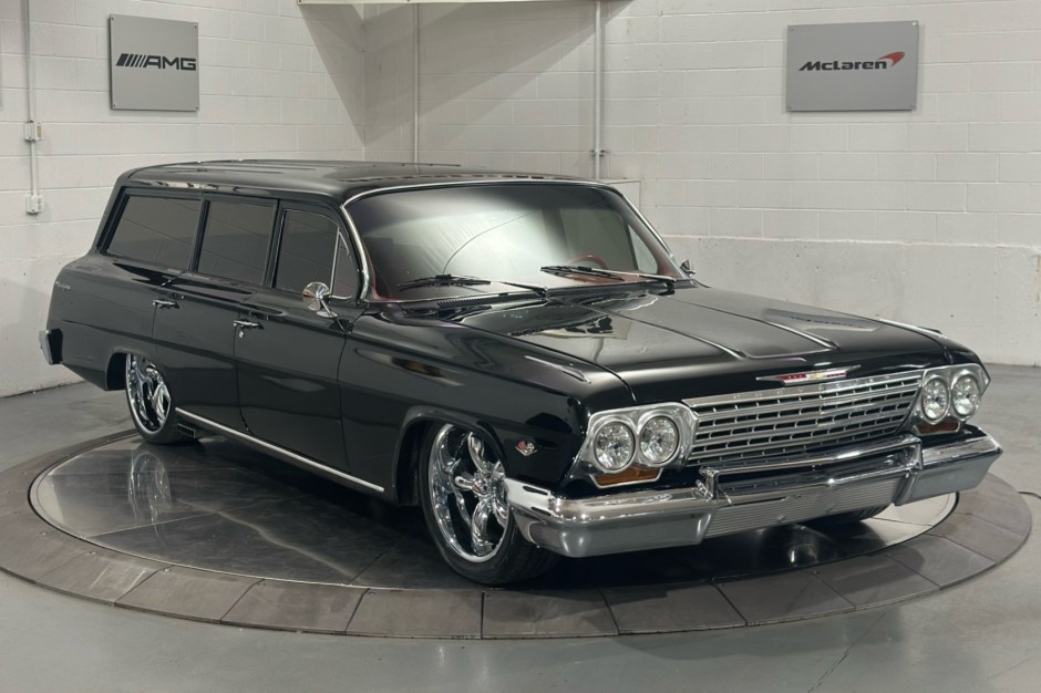 1962 Chevrolet Biscayne sold at auction for $32,450