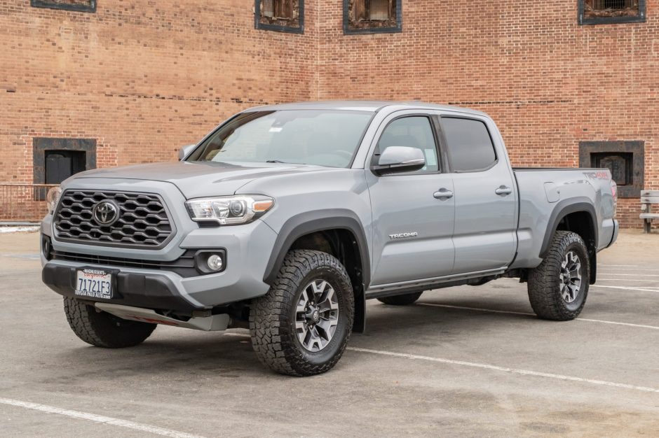 2021 Toyota Tacoma sold at auction for $32,123