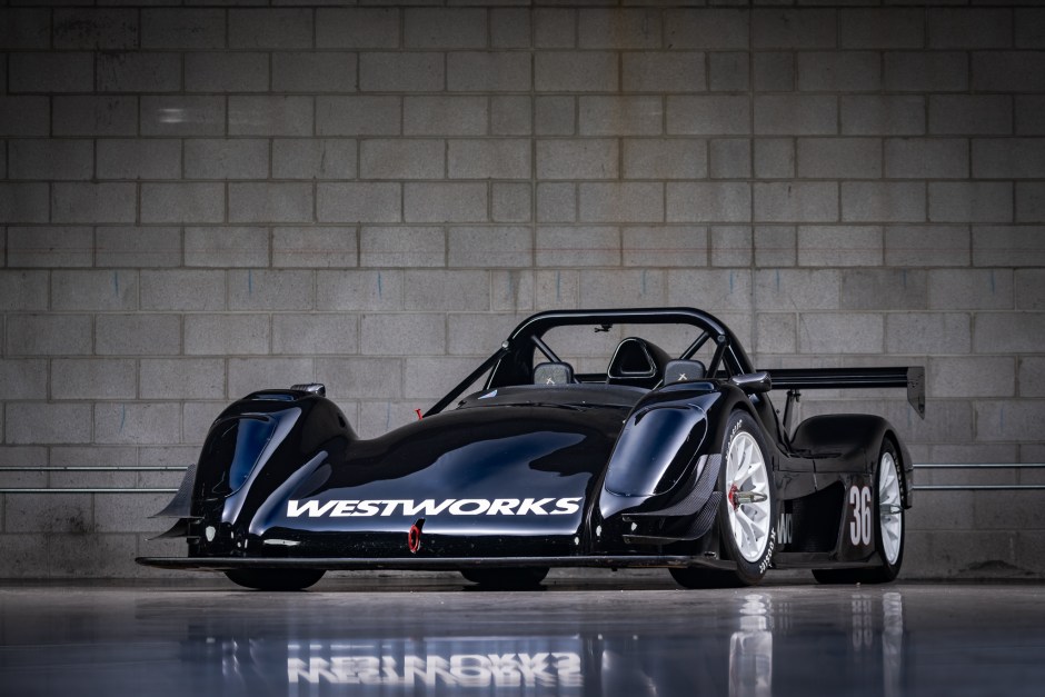 2004 Radical SR3 sold at auction for $30,000