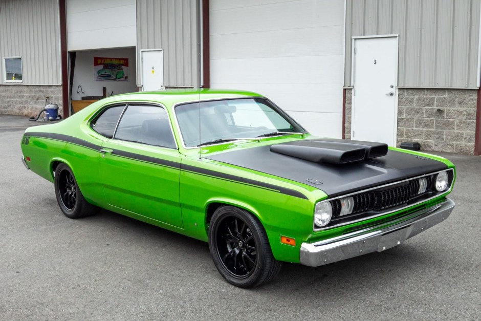 1971 Plymouth Duster sold at auction for $34,750