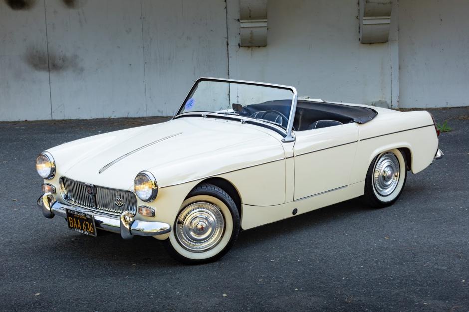 1962 MG Midget sold at auction for $12,250